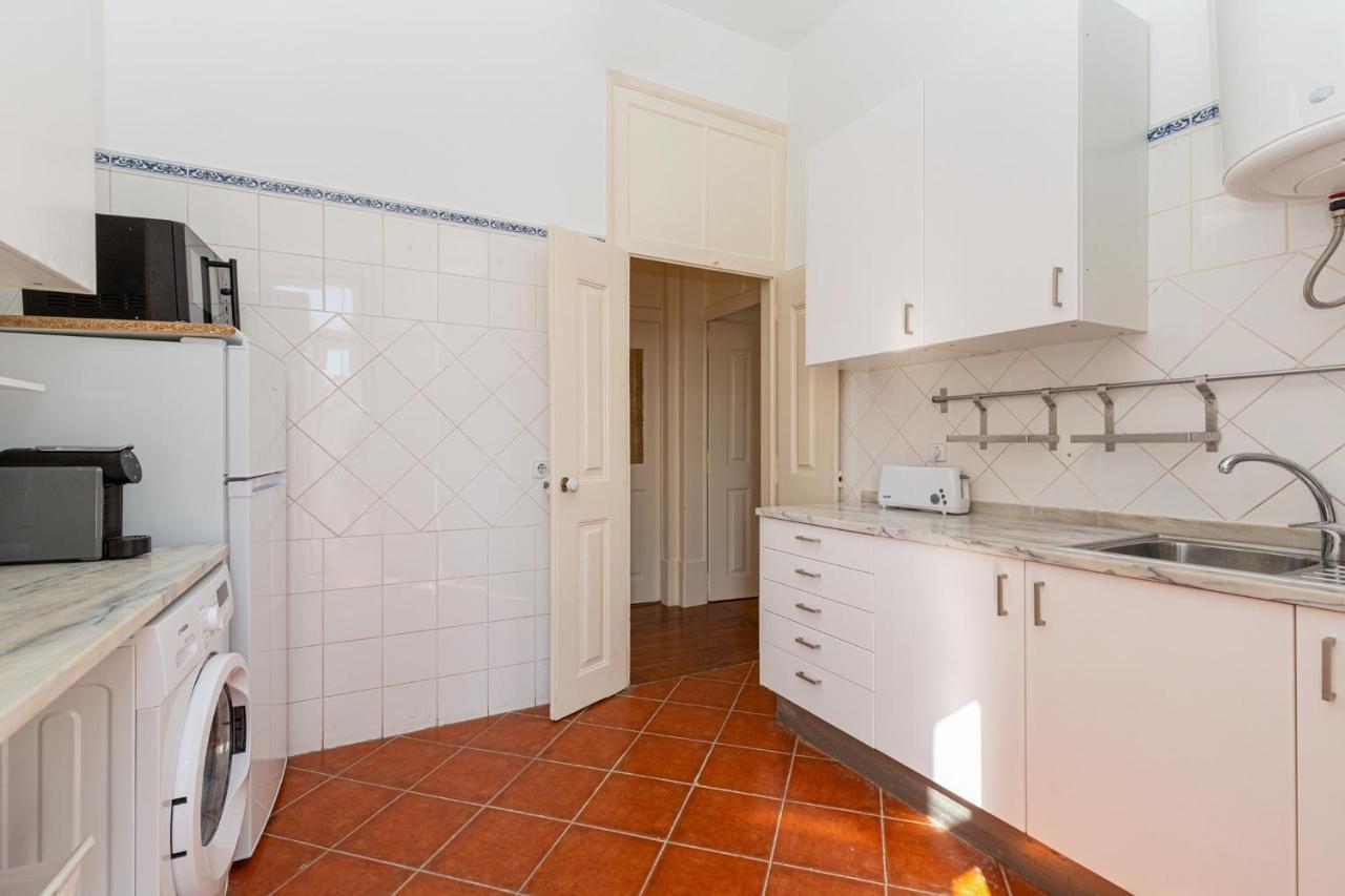 4Br Lisbon Apartment - Central Location Exteriör bild